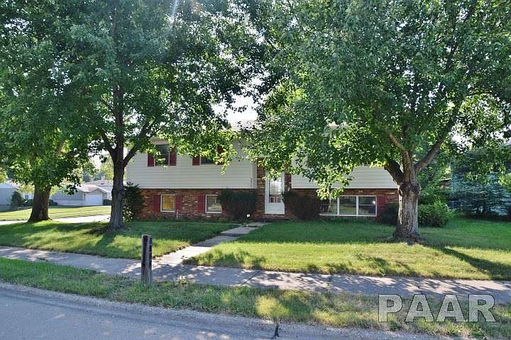 3922 N Melcosta Dr photo 1