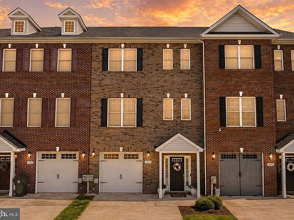2nd image of 1032 Rye Dr