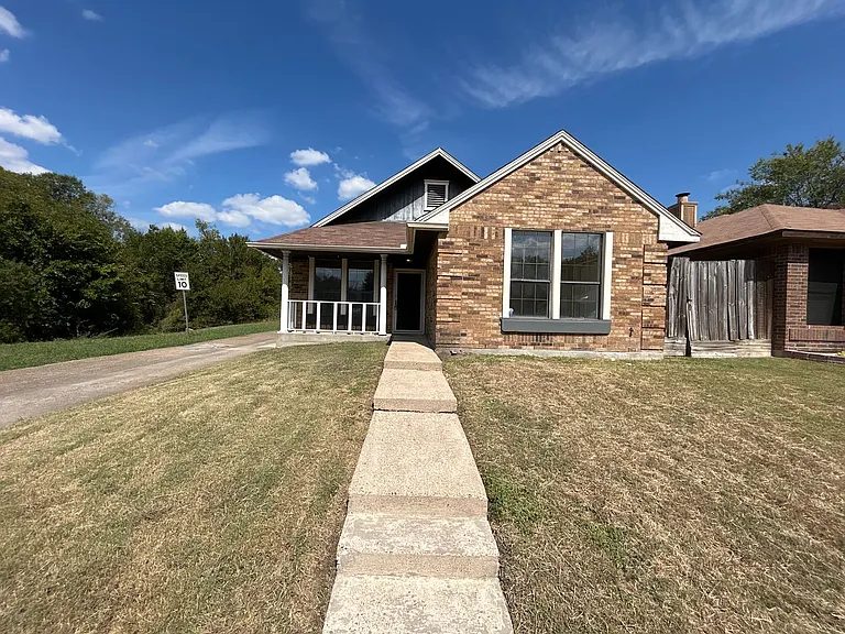 1201 Wheatfield Dr — Photo 9