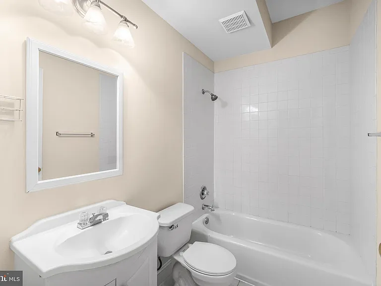 43729 Stoke Chapel Ter — Photo 43