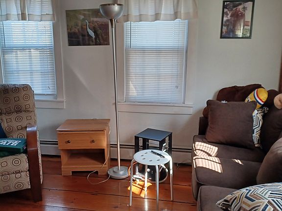 2nd image of 37 Wine St APT 2