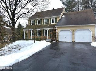 9924 Dellcastle Rd, Gaithersburg, MD 20886