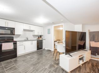 4 Hudson Dr #2, Saint Catharines, ON L2M2J3