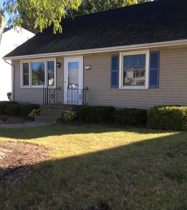 1st image of 527 Cornwall Ave