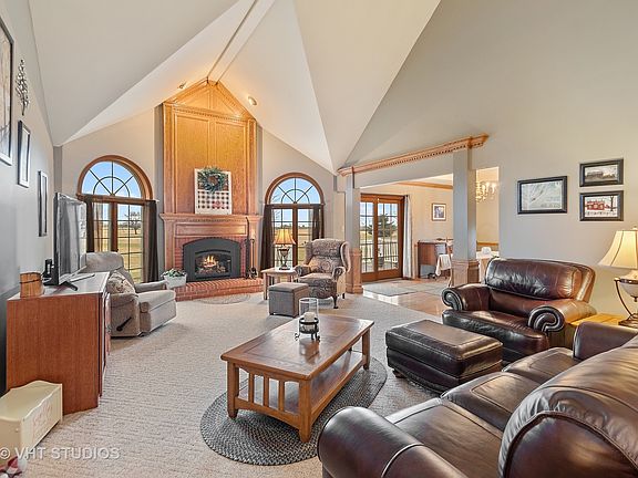 5th image of 9737 Prairie Creek Dr