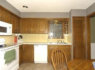 425 Pershing St, Liberty, MO 64068