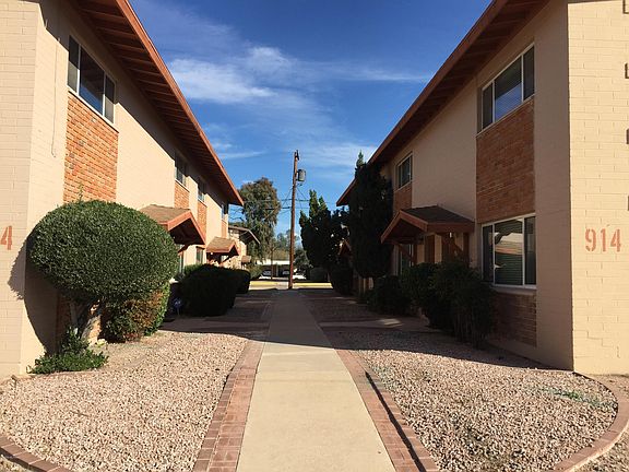 2nd image of 914 N Desert Ave
