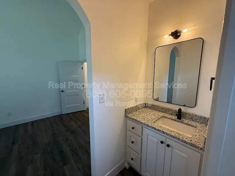 5014 Quincy Ave — Photo 13