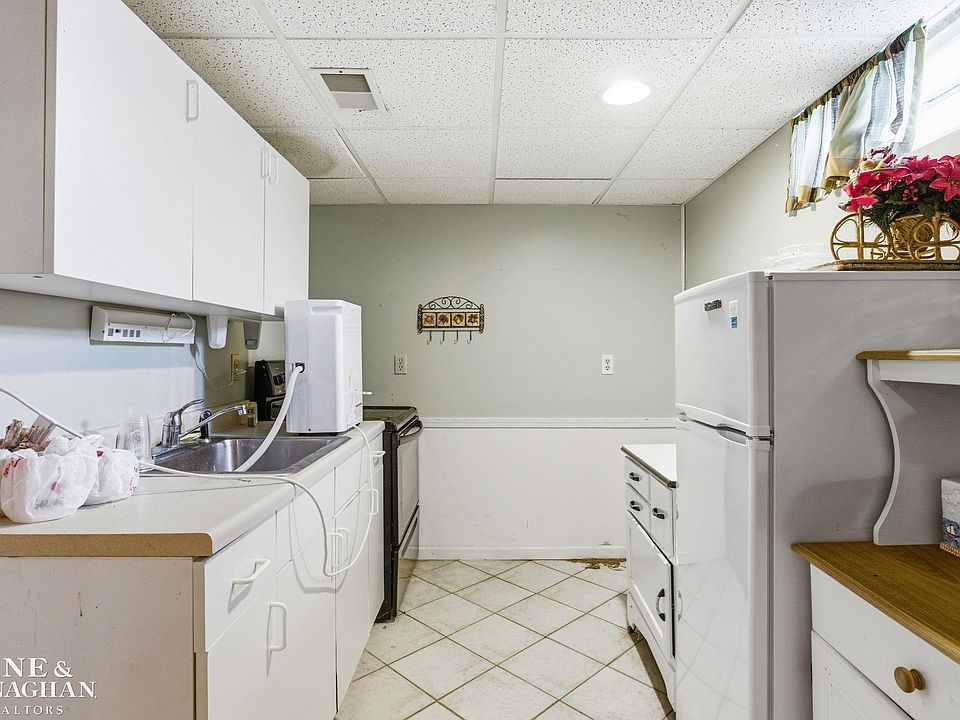 3655 Ravenswood Rd, photo 22
