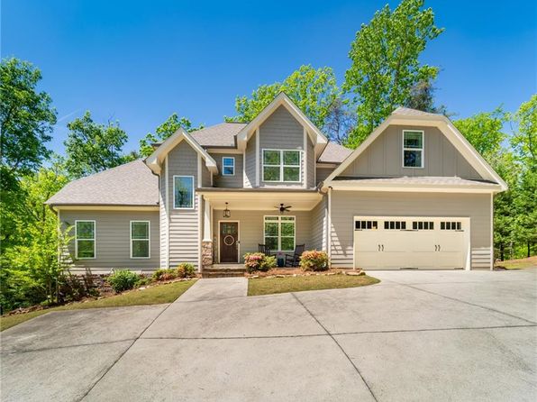 2025 Goldmine Dr, Cumming, GA 30028