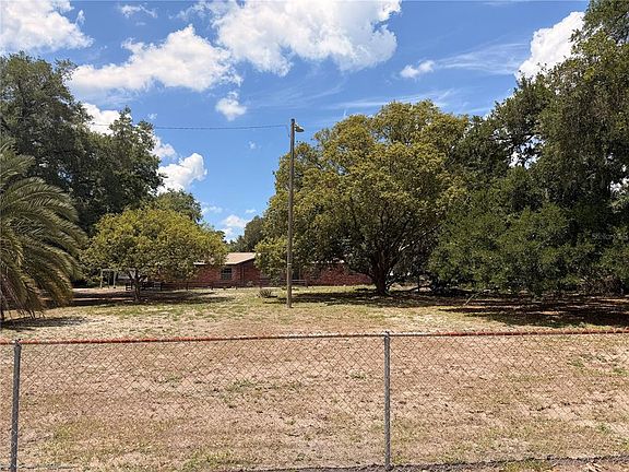 4th image of 10720 Bryan Rd