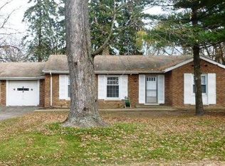 205 E Circle Ave, Prospect Heights, IL 60070