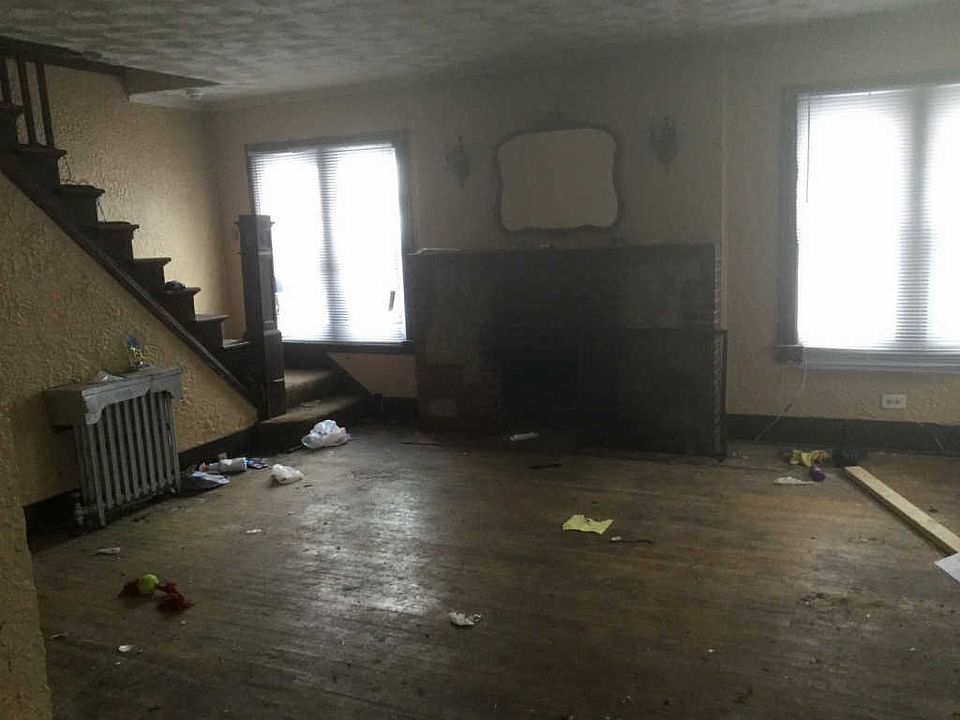 2nd image of 14752 Perry Ave