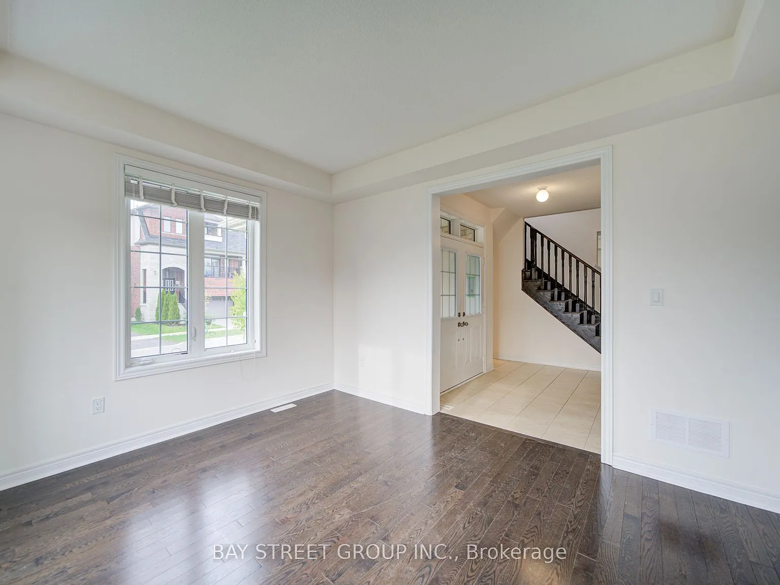 4 bed, $3,800 — Photo 2
