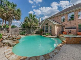 11607 Summer Moon Dr, Pearland, TX 77584