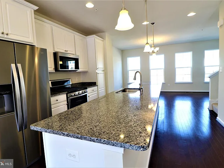 6303 Posey — Photo 15