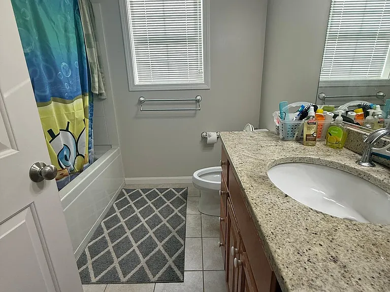 180 Park St #6 — Photo 7