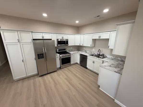 303 E Hanover St, New Baden, IL 62265