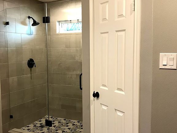 5th image of 3407 Garden Lake Dr