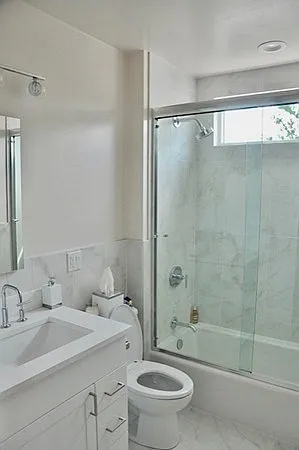 317 Cardinal Medeiros Ave #3 — Photo 11