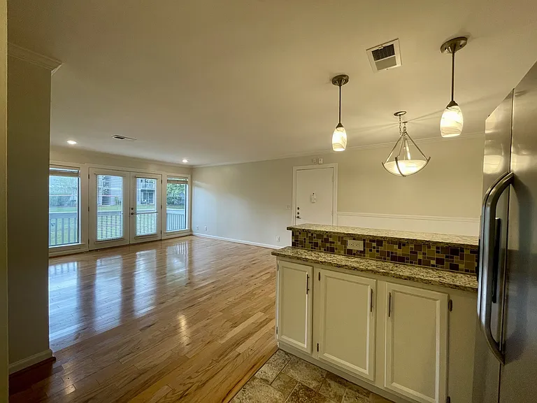 21 Vaughns Gap Rd #28B — Photo 7