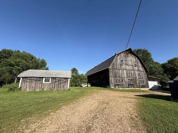 2nd image of N6559 RIVER ROAD