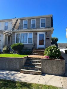 943 N 6th Street, New Hyde Park, NY, 11040