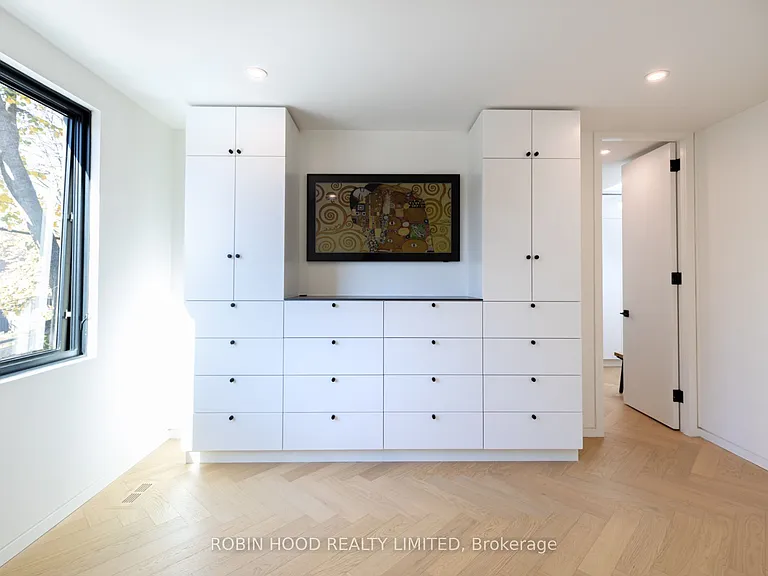 60 Jones Ave — Photo 28