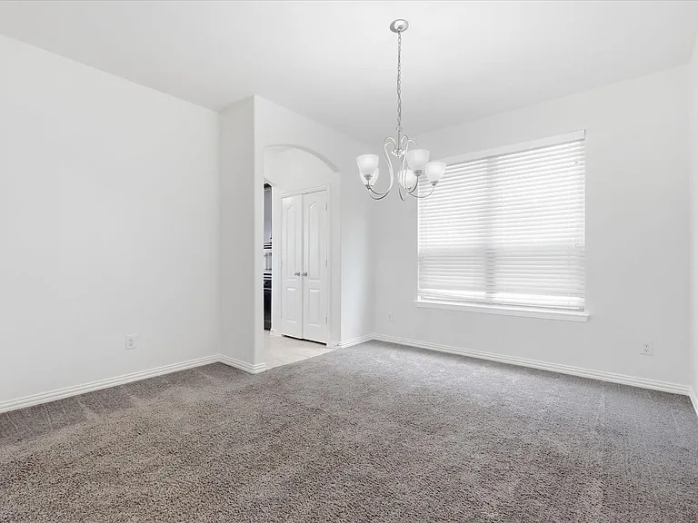 808 Bird Creek Dr — Photo 17