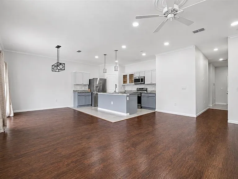 2270 Hemingway Cir — Photo 4
