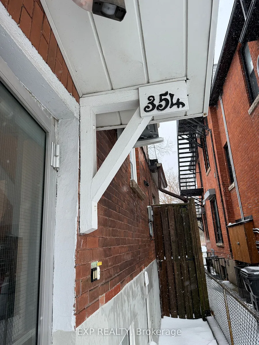Building Photo - 354 Annette St #1