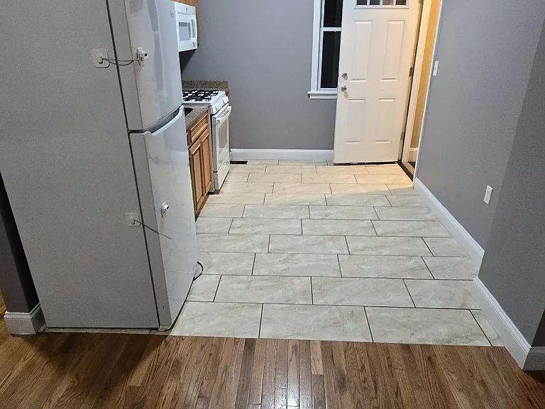 139 Lawrence St #1 — Photo 10