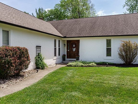 3rd image of 2379 Sonnington Dr