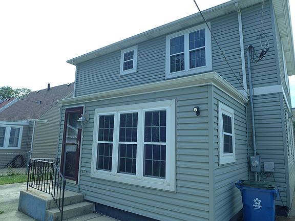2nd image of 2515 Silver Creek Dr