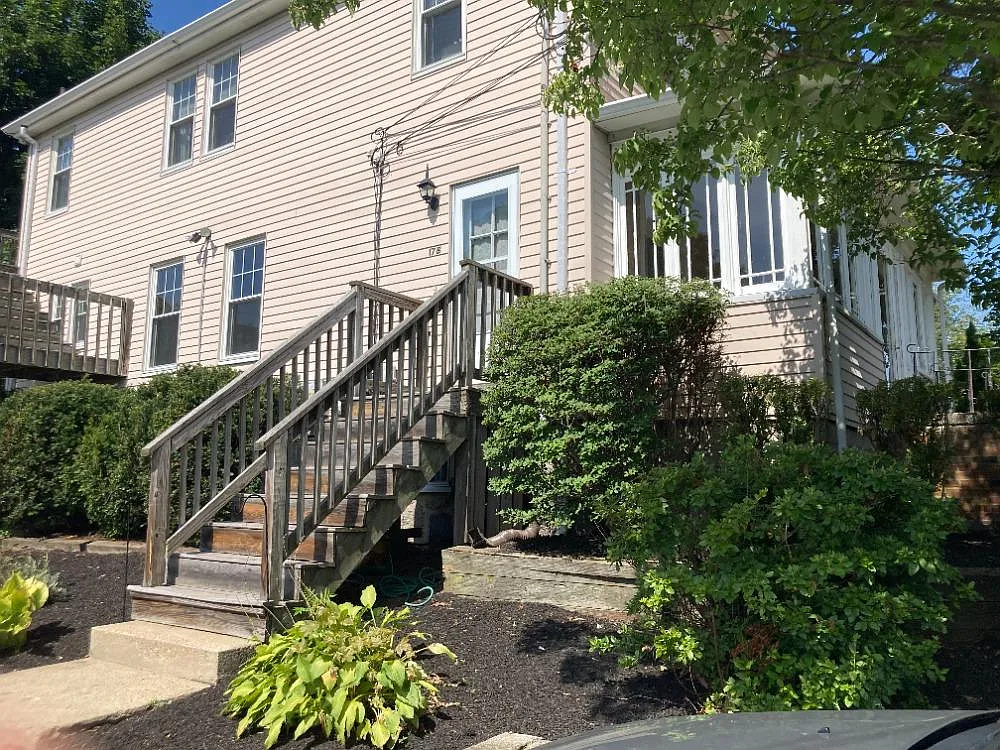 Building Photo - 17 Carter Rd #2