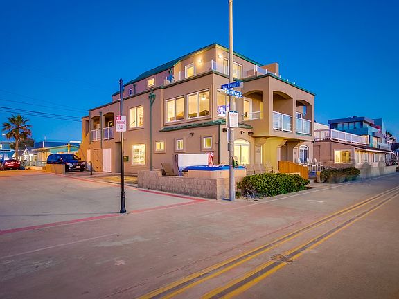 2nd image of 3897 Ocean Front Walk