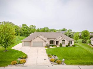4024 Half Crown Run, De Pere, WI 54115