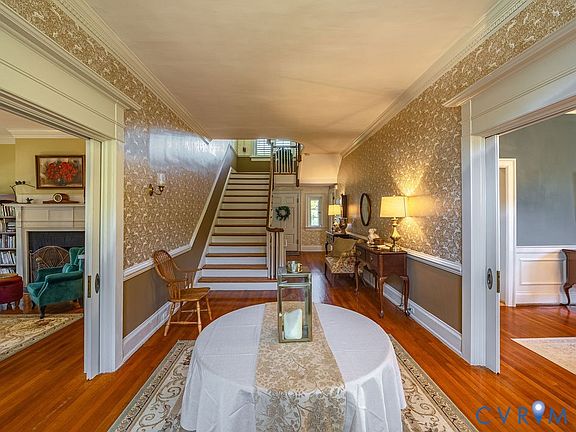 5th image of 1594 Westover Ave