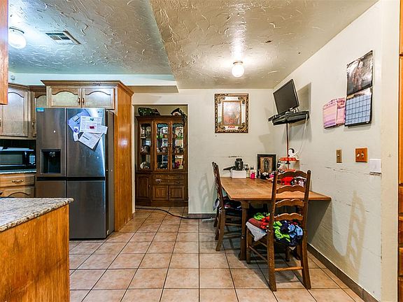 4th image of 2533 SW 46th St