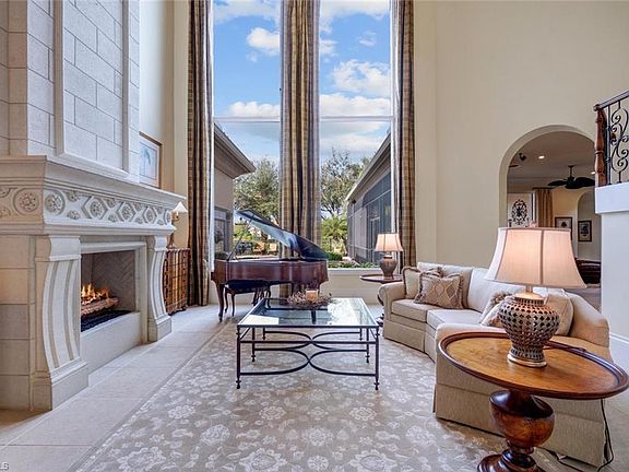3rd image of 6369 Highcroft Dr