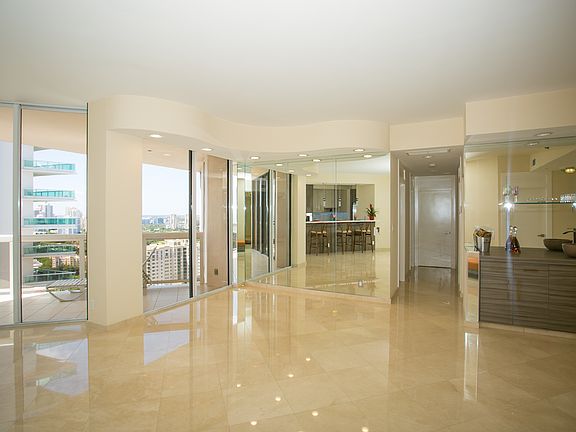 3rd image of 20185 E Country Club Dr #Penthouse 2