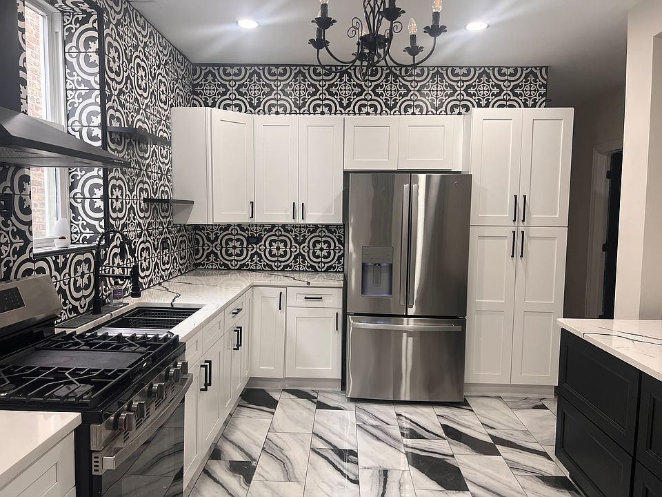 1st image of 5422 W Jackson Blvd #2