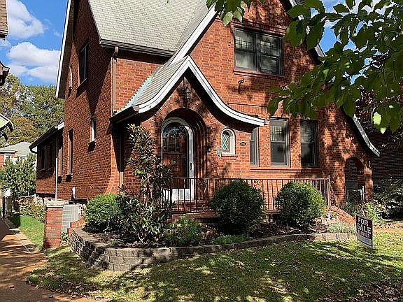 3rd image of 5461 Goethe Ave