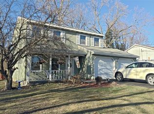 12 Sparrowbush Rd, Latham, NY 12110