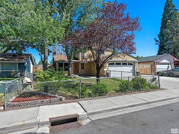 2nd image of 2250 Howard Dr