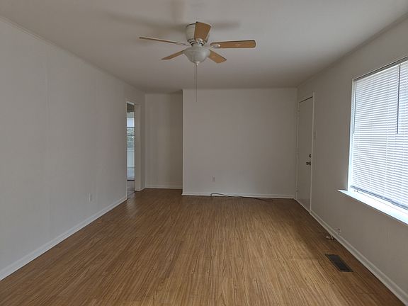 2nd image of 3503 Flora St
