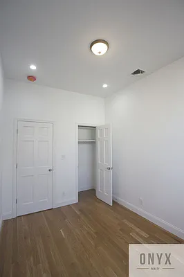 Rented by Onyx | media 36