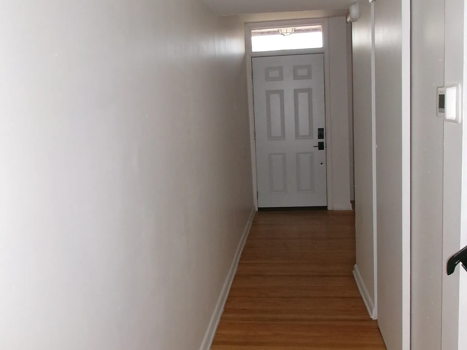 3 bed, 1260 sqft, $1,850 — Photo 4