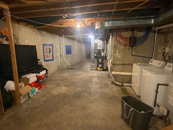 5th image of 1723 W Montgomery Ave #1