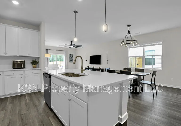107 Firefly Cir — Photo 17